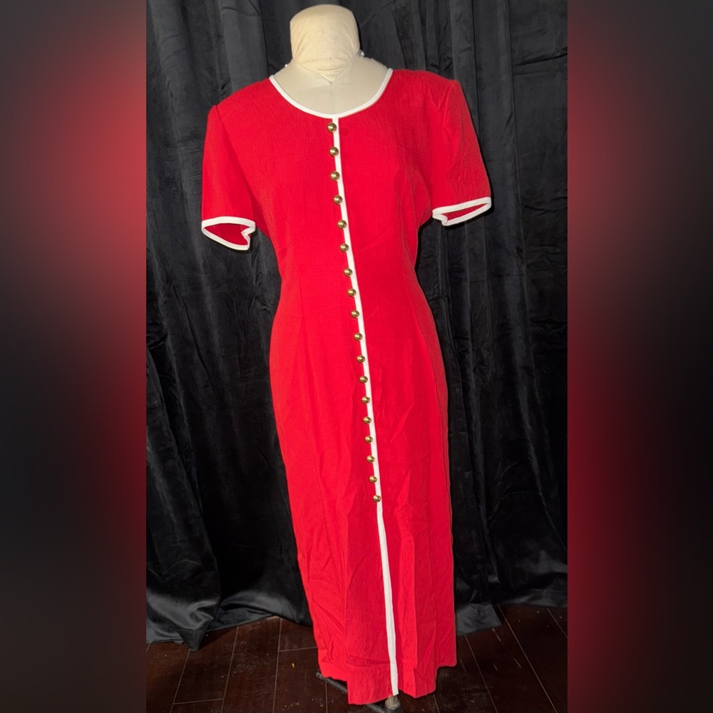 Vintage Picalino Petites Elegant Red Button-Down Dress